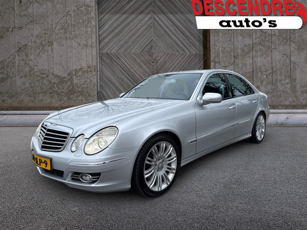 Mercedes-Benz E-klasse - 220 CDI Avantgarde sport youngtimer - AutoWereld.nl