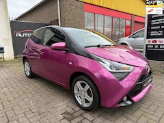 Toyota Aygo - 1.0 VVT-i x-play AIRCO|CAMERA|GETINT GLAS|LM-VEL