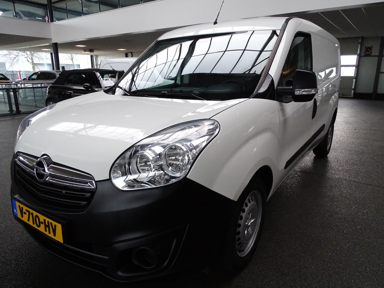 Opel Combo - 1.3 CDTi L2H1 Edition 1.3 CDTi L2H1 Edition - AutoWereld.nl