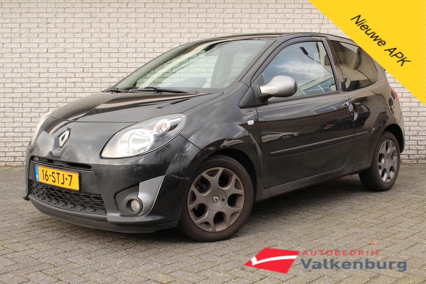 Renault Twingo - 1.2 16V 75pk ECO² Night & Day | Cruise | Airco | Elektrische ramen | LMV 15'' - AutoWereld.nl