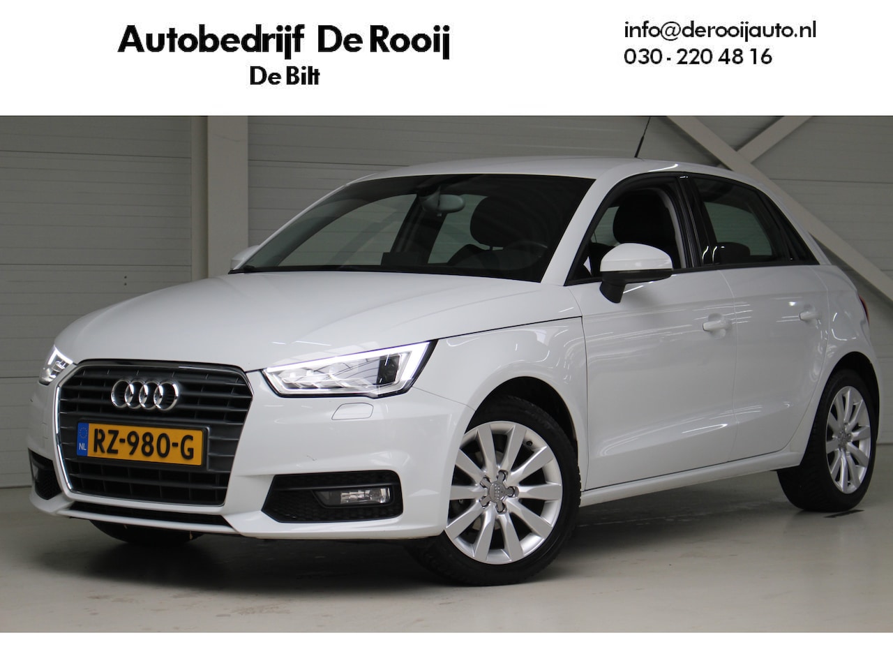 Audi A1 Sportback - 1.0 TFSI Design Navigatie | Stoelverwarming | Led | Lichtmetalen Velgen - AutoWereld.nl