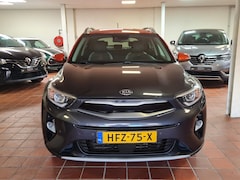 Kia Stonic - 1.0 T-GDi ExecutiveLine | Dode hoek | Stuur/stoelverwarming | Dealeronderhouden | Camera |