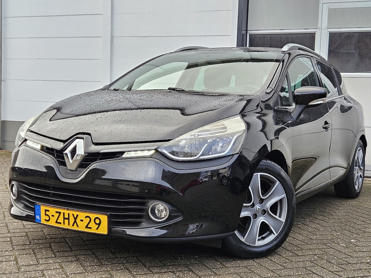 Renault Clio Estate - 0.9 TCe Night&Day /1 Eigenaar/Dealer Onderhouden! - AutoWereld.nl