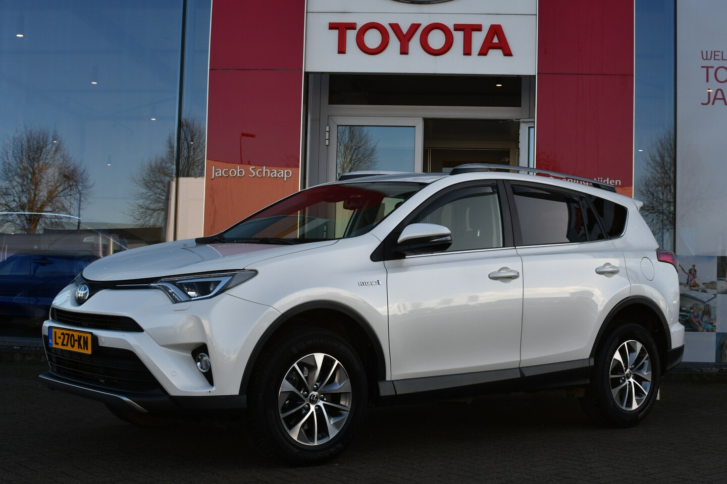 Toyota RAV4 - 2.5 Hybrid Dynamic Limited Automaat 197pk | PDC Vóór- & achter | Cruise control adaptief | - AutoWereld.nl