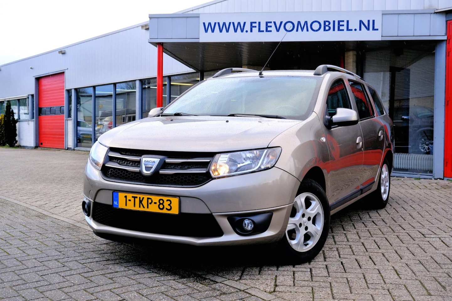 Dacia Logan MCV - 0.9 TCe Prestige Navi|1e Eig|Airco|LMV - AutoWereld.nl