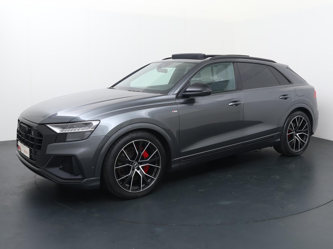 Audi Q8 - 60 TFSI e quattro Pro Line S Competition | 462 PK | Luchtvering | Panoramadak | Lichtmetal - AutoWereld.nl