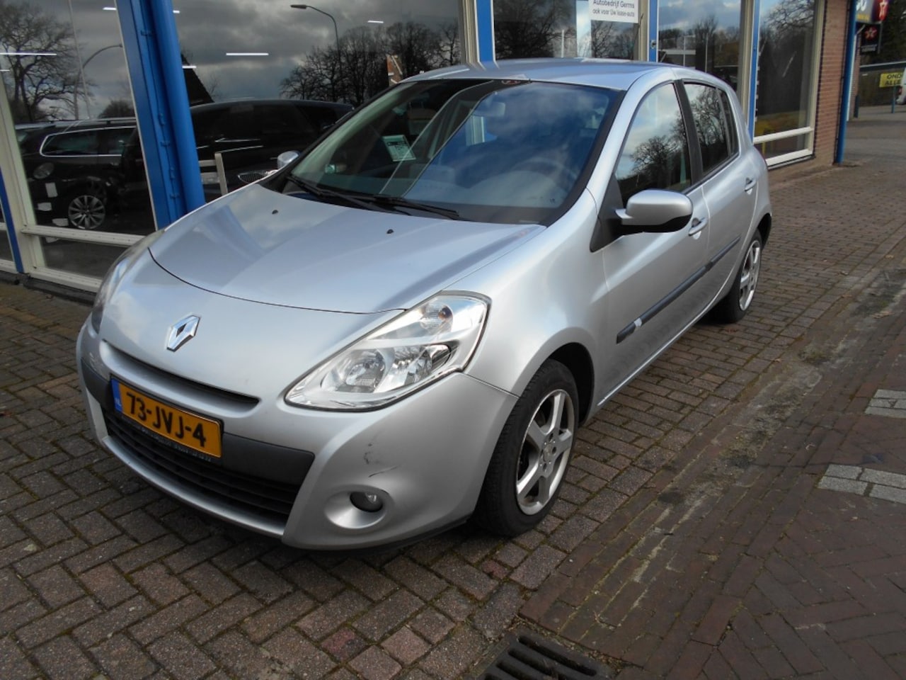 Renault Clio - 1.2i 5drs. Cruise control, Climate controle   NL-auto !!! - AutoWereld.nl