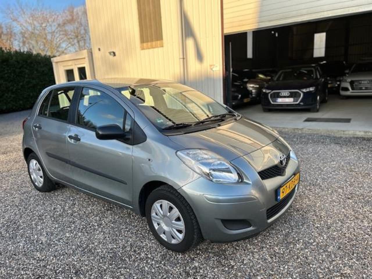 Toyota Yaris - 1.0 VVTi Acces !AIRCO! - AutoWereld.nl