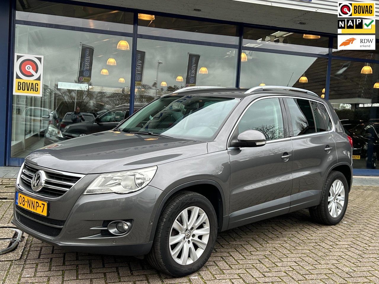 Volkswagen Tiguan - 1.4 TSI Sport&Style 4Motion Navi Park.Sens Trekhaak Clima Cruise NAP NL-Auto Dealeronderho - AutoWereld.nl