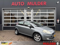 Fiat Punto - GRANDE 1.4 16V EMOTION / AIRCO / RIJKLAAR