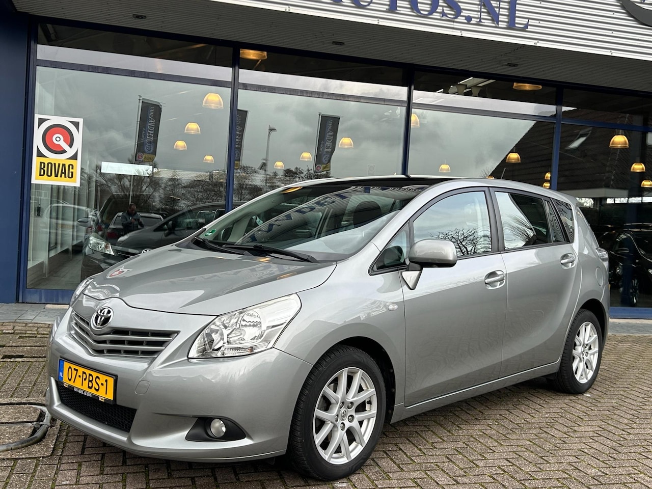 Toyota Verso - 1.6 VVT-i Business Panorama Navi Clima Cruise Park.Sens Trekhaak NAP NL-Auto Volledig Deal - AutoWereld.nl