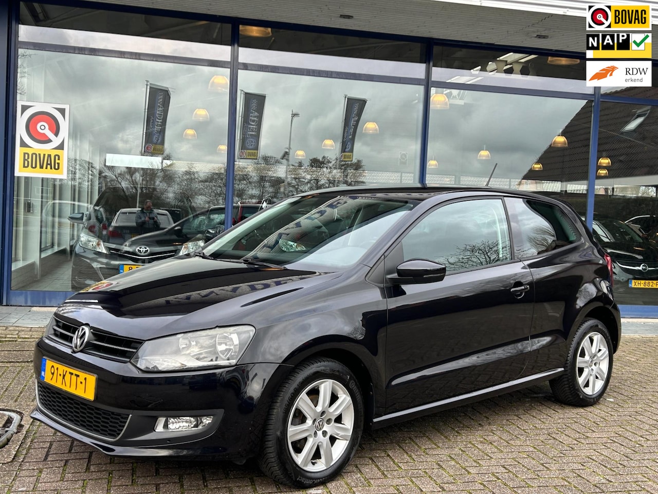 Volkswagen Polo - 1.4-16V Highline Clima Cruise LM-Velgen NAP NL-Auto Dealeronderhouden! - AutoWereld.nl