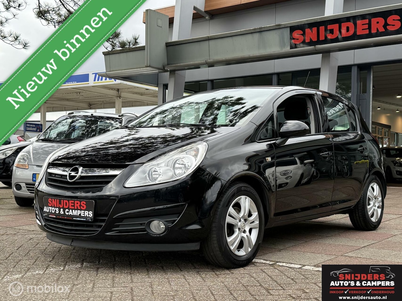 Opel Corsa - 1.2-16V Business met vol jaar APK - AutoWereld.nl