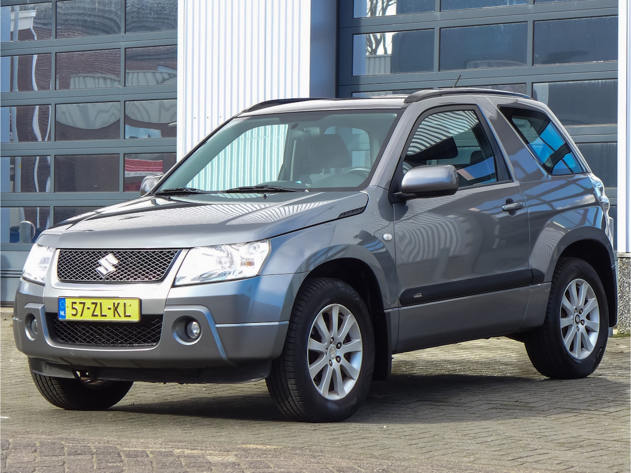 Suzuki Grand Vitara - 1.6-16V Exclusive Rijklaarprijs! | 12 Maanden Garantie | Onderhoudsbeurt | Nieuwe APK | Mo - AutoWereld.nl