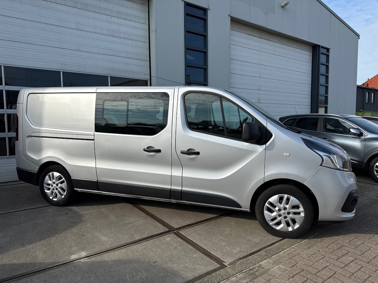 Renault Trafic - 1.6 dCi 1.6 dCiT29L2H1DCLuEn - AutoWereld.nl