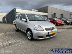 Toyota Yaris - 1.3 VVT-i Sol