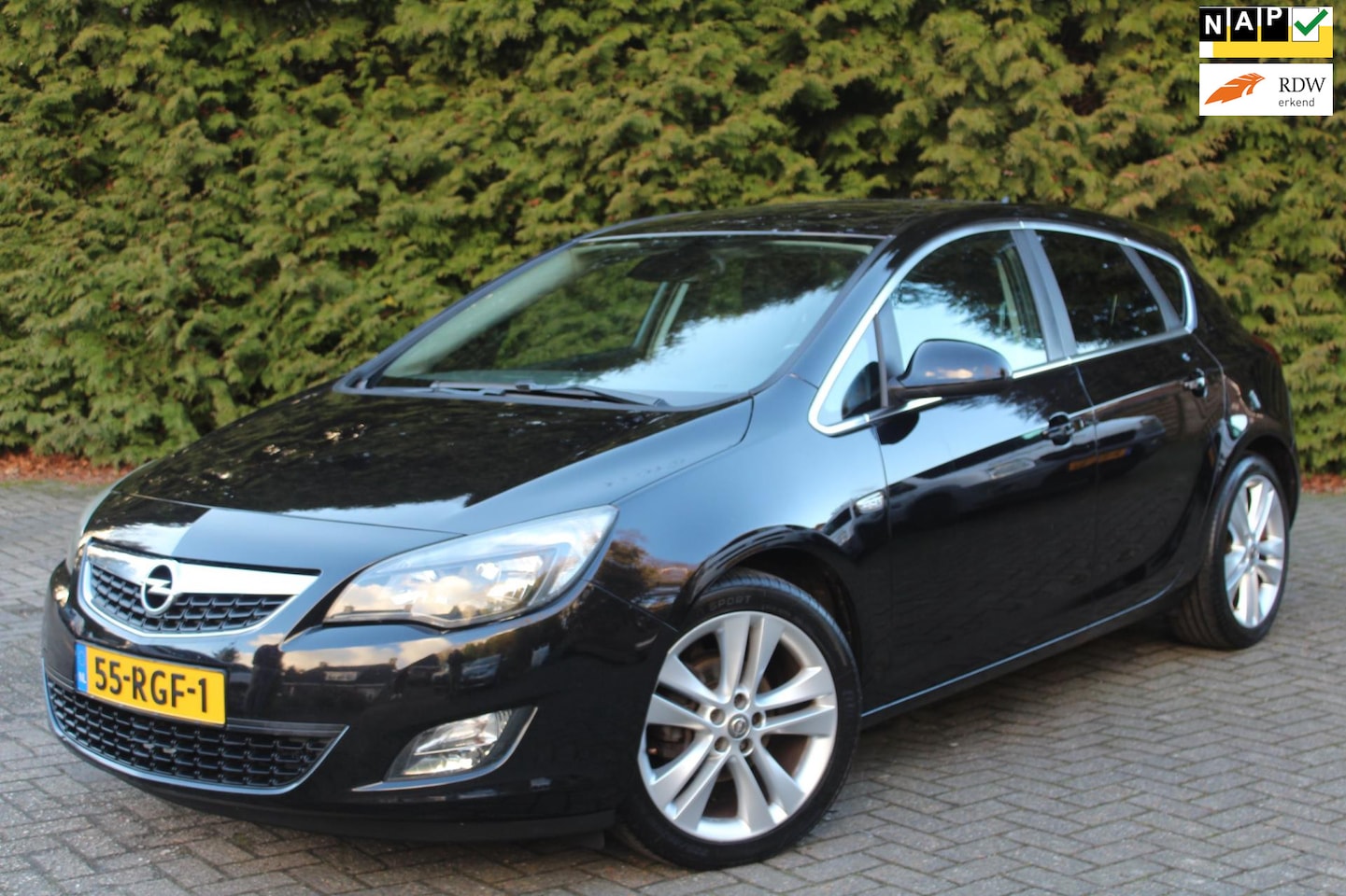 Opel Astra - 1.4 Turbo Sport 140PK | Airco | PDC | Trekhaak | LMV | Cruise Control | NAVI - AutoWereld.nl