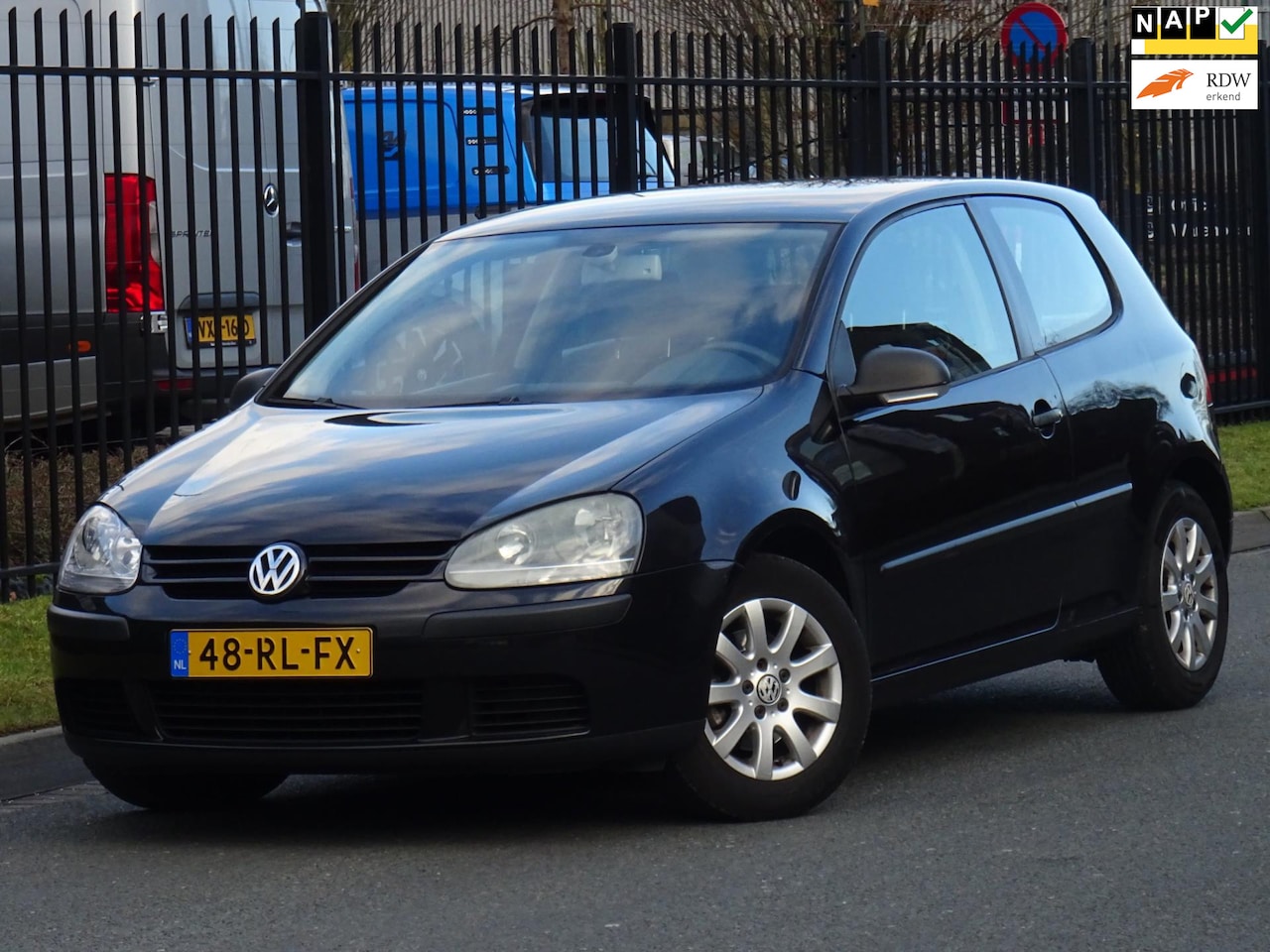 Volkswagen Golf - 1.6 FSI Comfortline NAP/AIRCO/CRUISE/NW APK - AutoWereld.nl