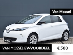 Renault Zoe - R110 Limited 41 kWh 109pk | Huuraccu vanaf € 64, - pm | Navigatie | Trekhaak | Parkeersens