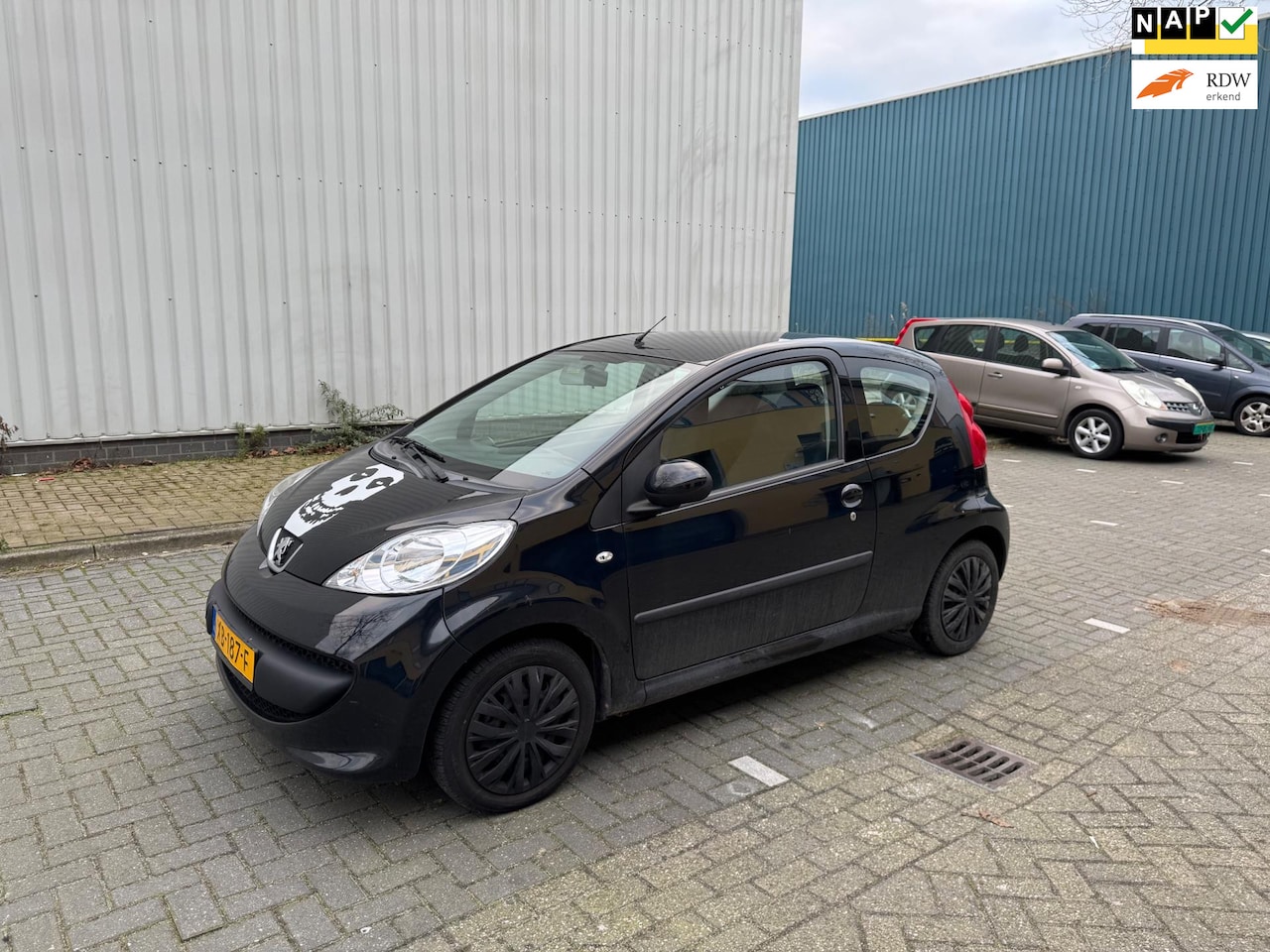 Peugeot 107 - 1.0-12V XR inruilkoopje lees tekst aub - AutoWereld.nl