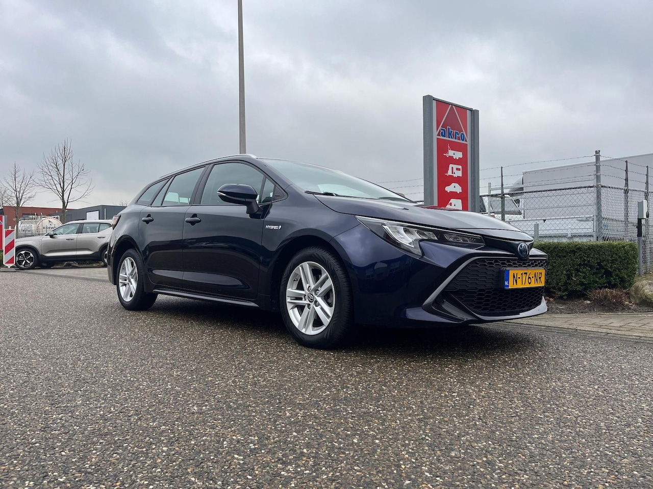 Toyota Corolla Touring Sports - 1.8 Hybrid Business | Adaptive Cruise Control | Achteruitrijcamera | Carplay - AutoWereld.nl