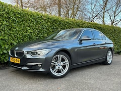 BMW 3-serie - 328i High Executive Automaat | Leder | Navi | Stuur-/Stoelverwarming | Clima | 18" Velgen