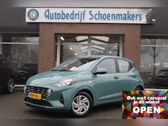 Hyundai i10 - 1.0 Comfort Smart 5-zits CAMERA CARPLAY STUUR/STOELVERWARMING DAB CLIMA CRUISE PDC RIJBAAN