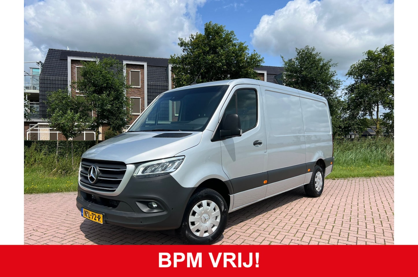 Mercedes-Benz Sprinter - 316 L2H1 AUT LED*MBUX10*CAMERA*CRUISE - AutoWereld.nl