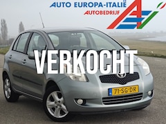 Toyota Yaris - 1.3 VVTi Luna | Trekhaak | Nieuwe APK