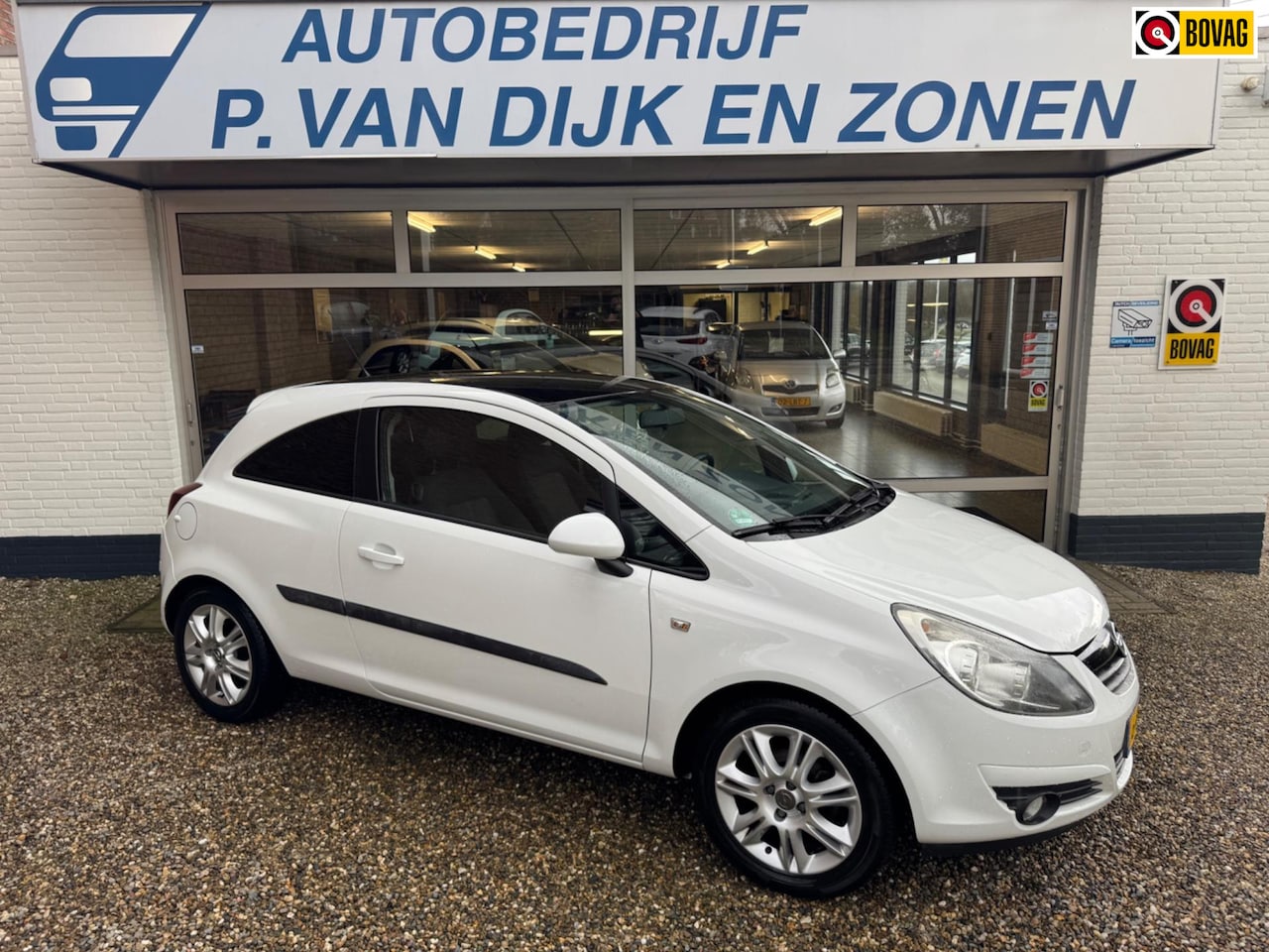 Opel Corsa - 1.2-16V Color Edition 1.2-16V Color Edition - AutoWereld.nl