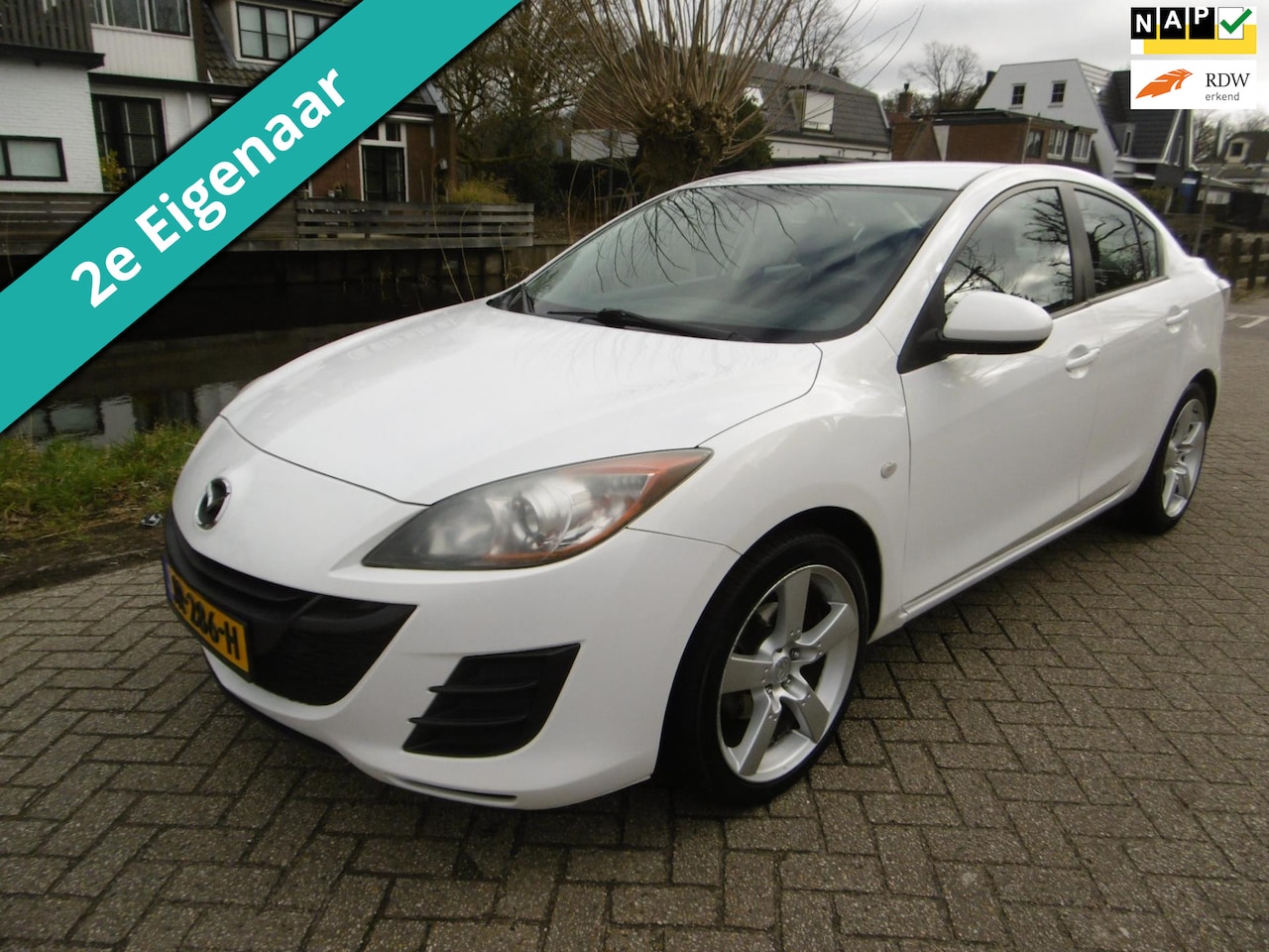 Mazda 3 - 1.6i 105pk Sedan Airco Navi Multimedia 2e eig. Degelijke Jap - AutoWereld.nl