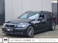 BMW 3-serie Touring - 335i High Executive Dubbele Pano / M-Stuur / 306 PK /