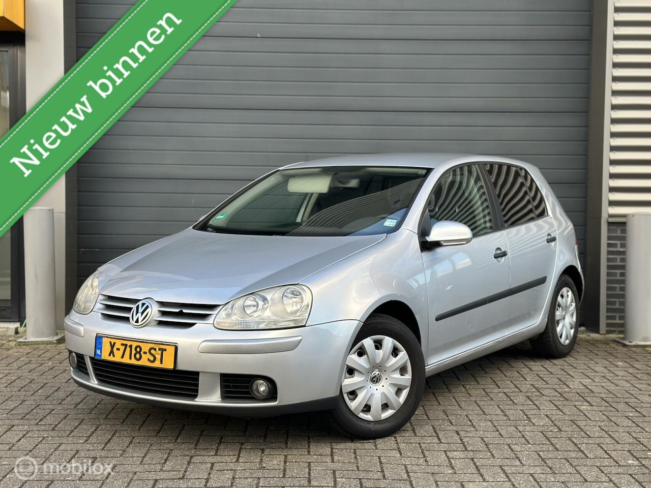 Volkswagen Golf - 1.4 Trendline | 5 Deurs | NW APK | - AutoWereld.nl