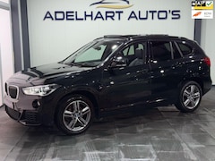 BMW X1 - SDrive18i Executive M Sport / Panorama dak / HUD / Automaat / Lederen interieur / Cruise c