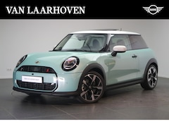 MINI Cooper S - Hatchback Classic Automaat / Panoramadak / Parking Assistant Plus / LED / Comfort Access /