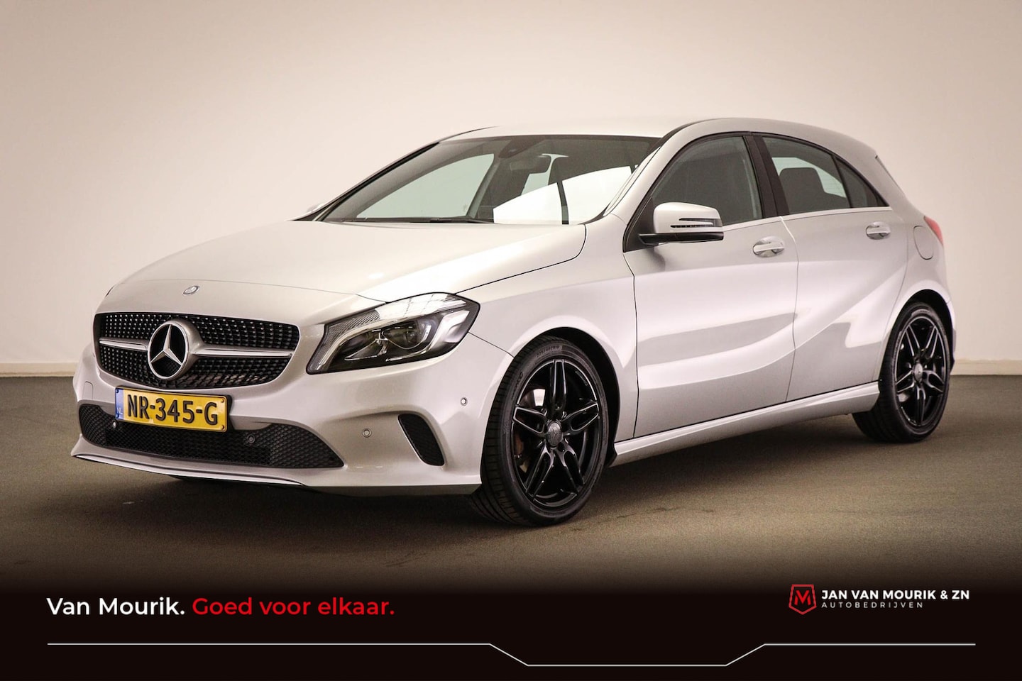 Mercedes-Benz A-klasse - 180 Business Solution | PLUS PACK | LED | HALF LEDER | CAMERA | 18" - AutoWereld.nl