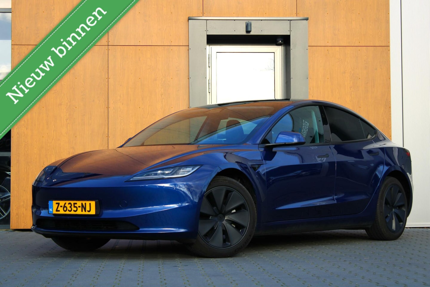 Tesla Model 3 - RWD 60 kWh | Pano | Nieuw model! - AutoWereld.nl