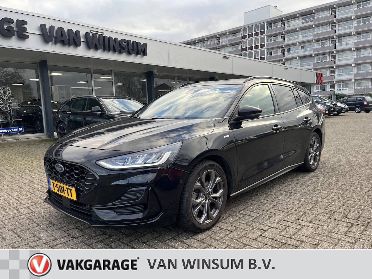 Ford Focus Wagon - 1.0 EcoBoost Hybrid Titanium Style DSG Stuurverw. Stoelverw. Klima Lmv Acamera Pdc Trekhaa - AutoWereld.nl