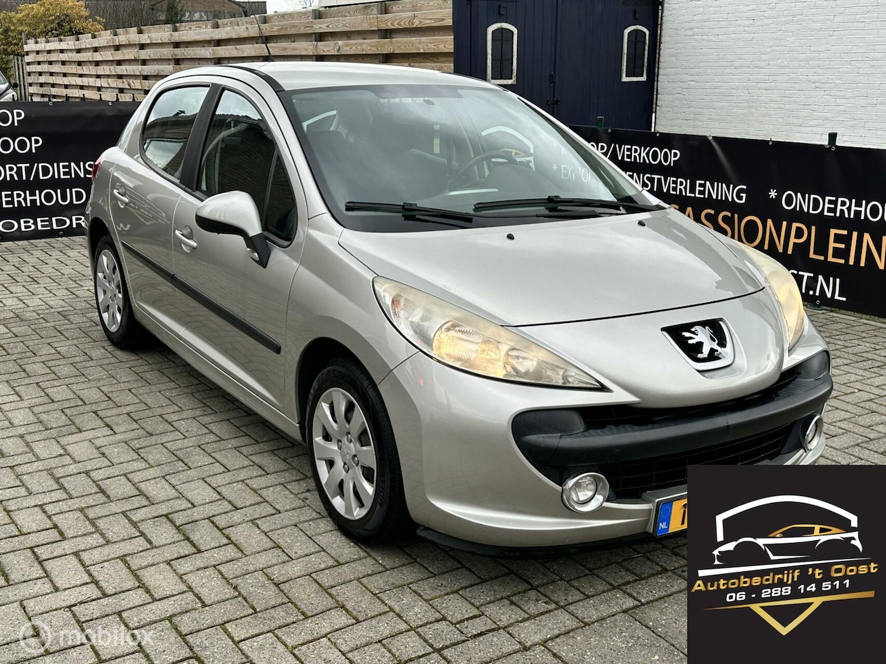 Peugeot 207 - 1.4 VTi X-line 5drs lange apk airco - AutoWereld.nl