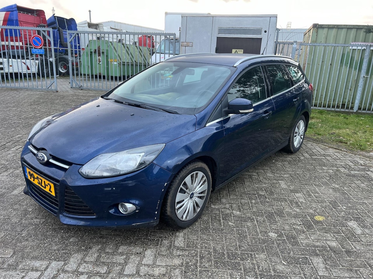 Ford Focus Wagon - 1.6 EcoBoost Titanium| Koppeling Defect wel verrijdbaar! | - AutoWereld.nl