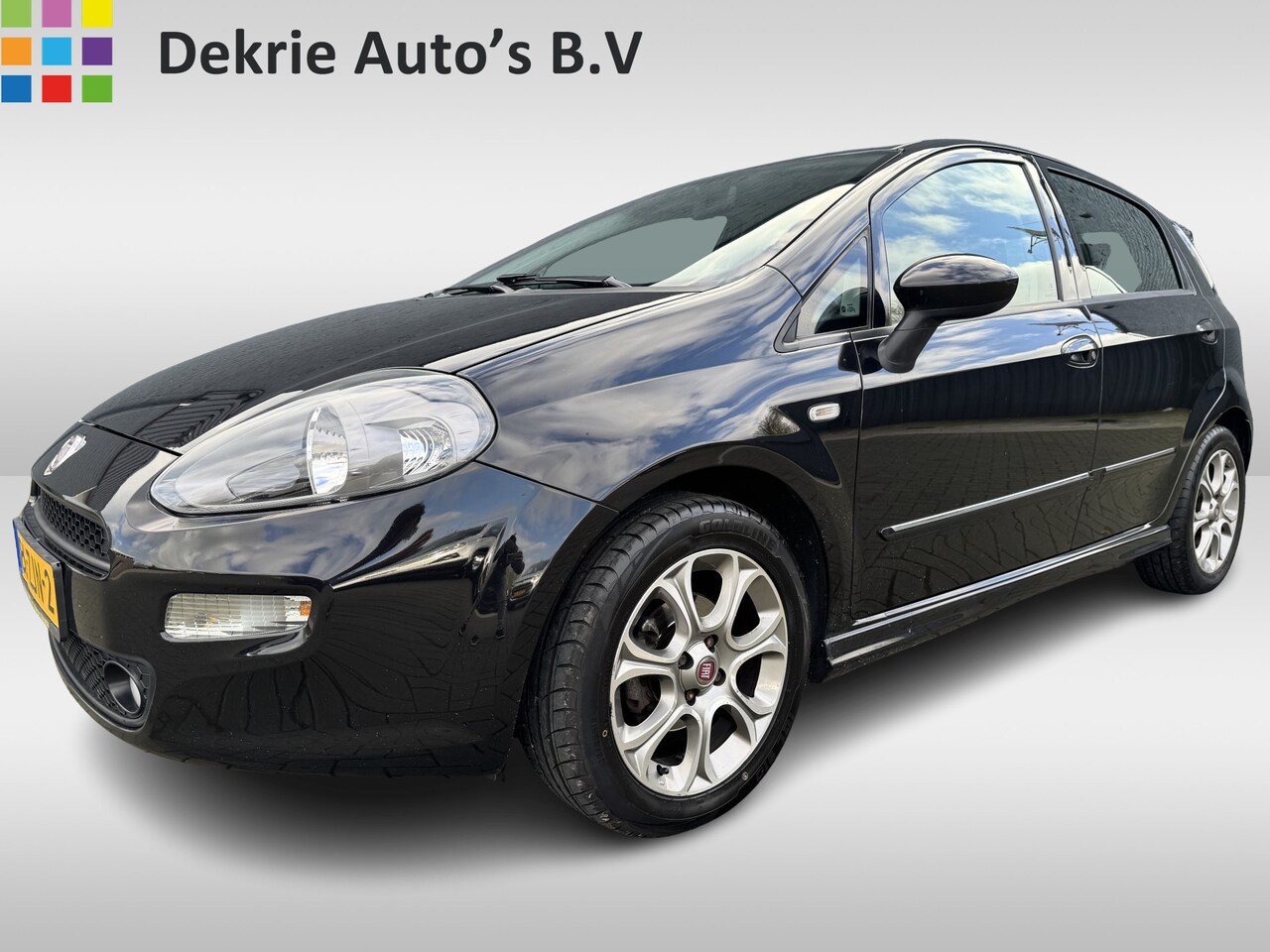 Fiat Punto Evo - 0.9 TwinAir Easy 5 deurs / Airco / Cruise-ctr. / Lmv / Apk dec-2025 - AutoWereld.nl