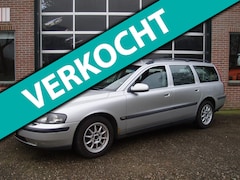 Volvo V70 - 2.4 5 cilinder Automaat