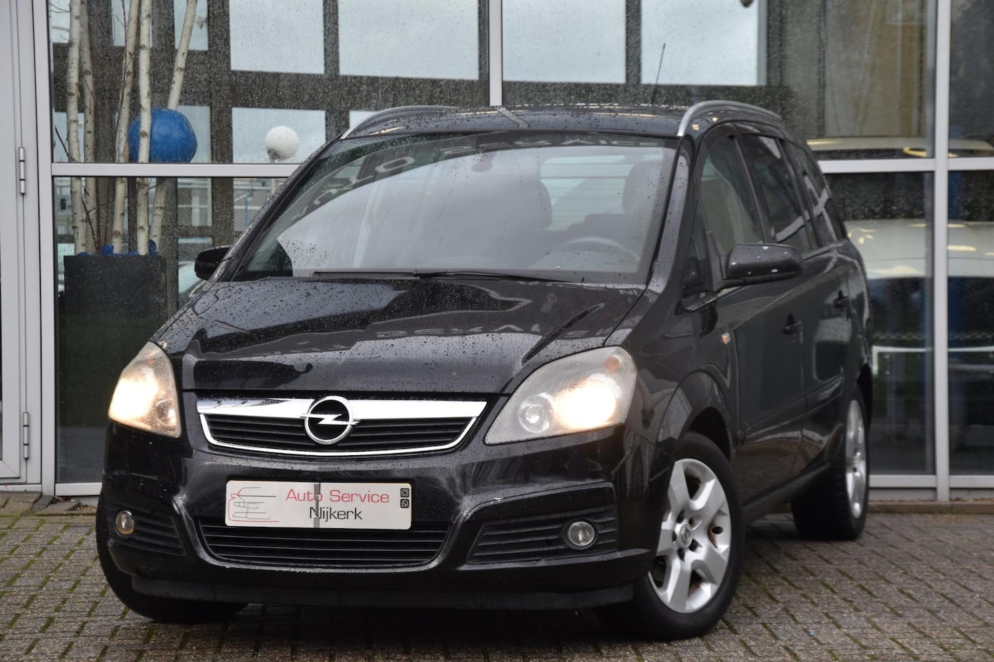 Opel Zafira - 1.8 Executive Airco Elek. Ramen 7 Persoons - AutoWereld.nl