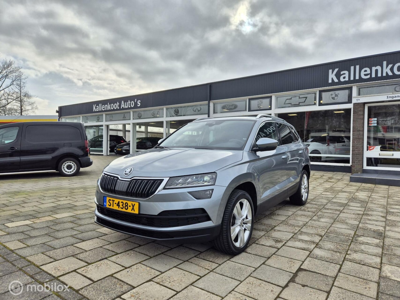 Skoda Karoq - 1.5 TSI ACT Style Business 1.5 TSI ACT Style Business, DSG, Elek Klep, LED - AutoWereld.nl