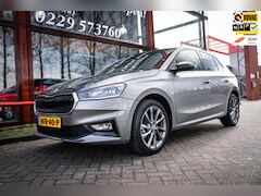 Skoda Fabia - 1.0 TSI Business Luxe Edition | Automaat | App-connect | Parkeer camera | Adaptieve cruise