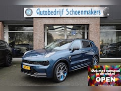 Lynk & Co 01 - 1.5 261PK 6.6Kwh LADEN 360-CAMERA PANO/SCHUIF INFINITY DAB NAVI CARPLAY STOELVERWARMING EL