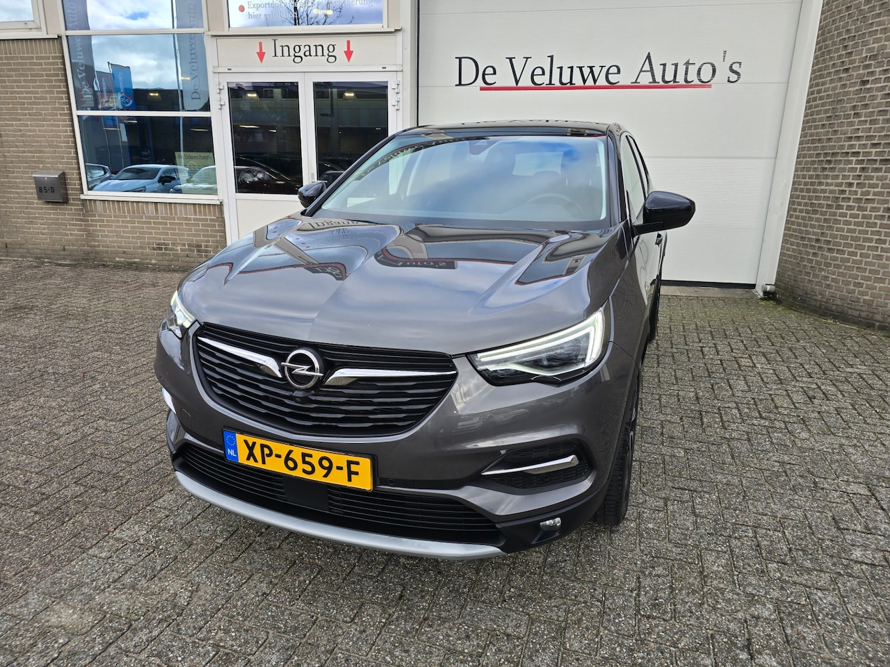 Opel Grandland X - 1.2 Turbo Innovation PANO LEDER TREKHAAK - AutoWereld.nl