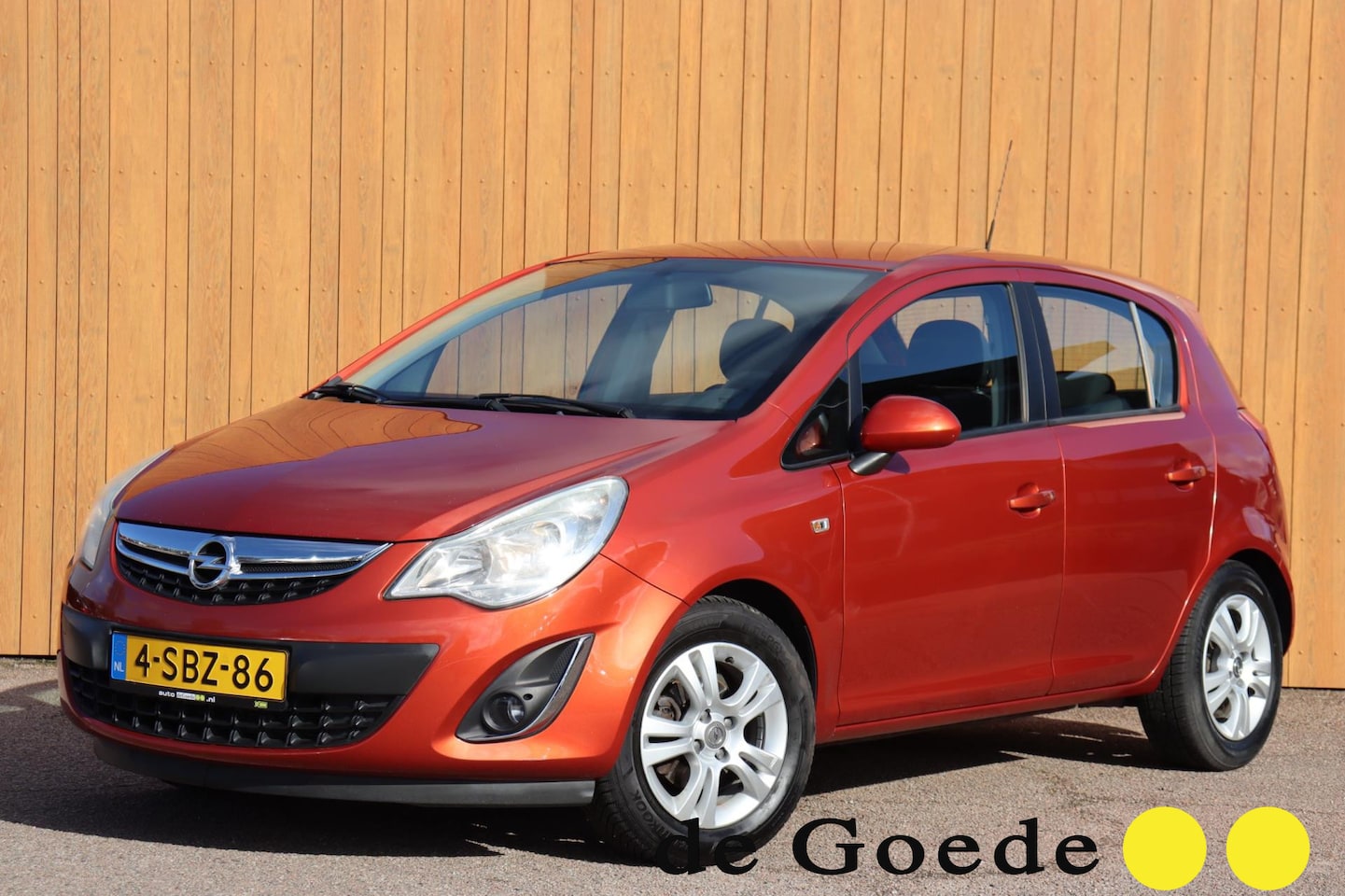 Opel Corsa - 1.2-16V Berlin org. NL-auto navigatie trekhaak - AutoWereld.nl