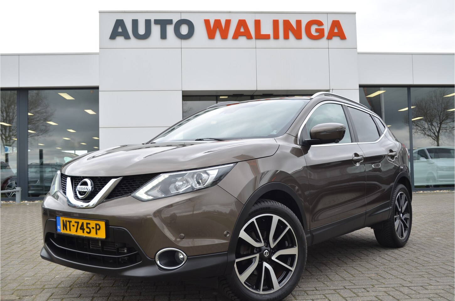 Nissan Qashqai - 1.2 Tekna Pano | 360 camera | Keyless | Leer / Alcantara | LED koplamp | Trekhaak afneemba - AutoWereld.nl