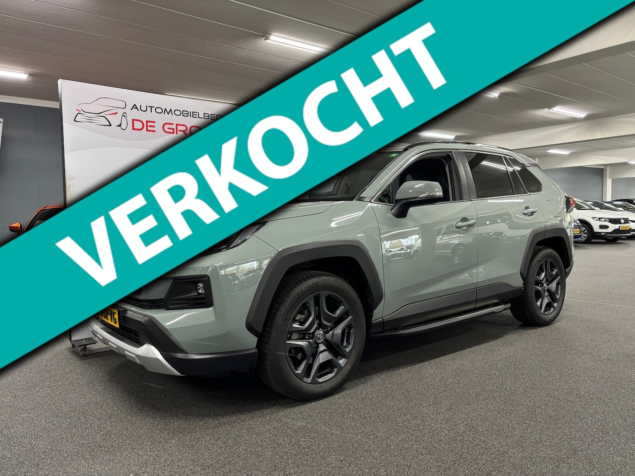 Toyota RAV4 - 2.5 Hybrid AWD Style / Automaat, Stoelverwarming - AutoWereld.nl